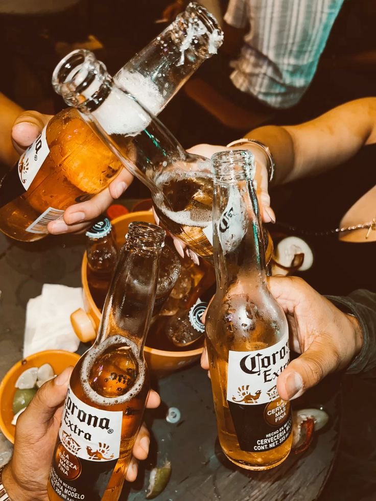 kangjerry_'s tweet photo. ㅤㅤ

𝑷𝑰𝑪𝑲 𝑶𝑵𝑬

5. Wine / Beer / kawa - kawa 
ㅤㅤ
ㅤㅤ https://t.co/sIROIWP2AO