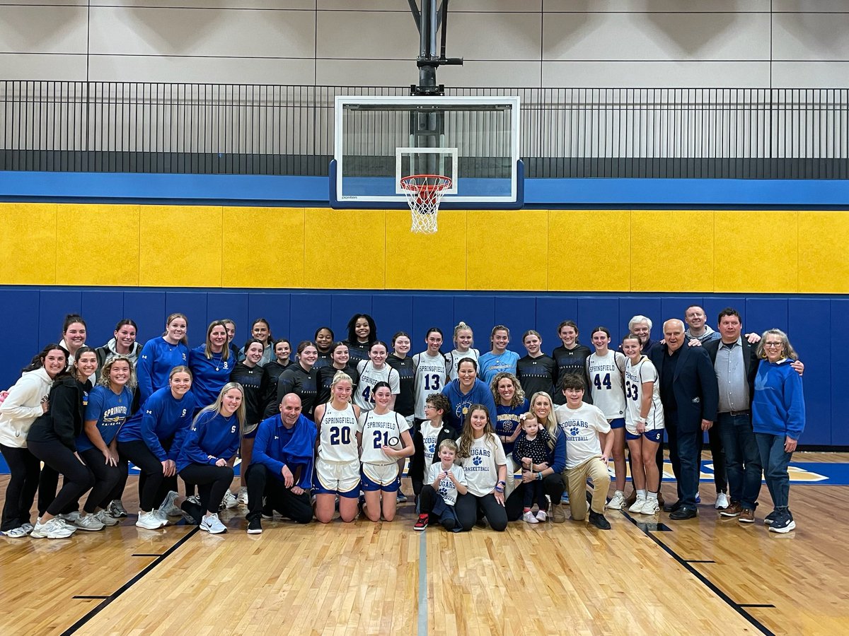 SFDgirlsbball's tweet photo. What a special night! 
Cougars with the w in a great game!  
Springfield 40 
Radnor 36

Lil Ditrolio 13pts
Delaney Kearney 13pts
Adi Ditrolio 10pts 5 steals 

Thank you Boyle Family! 🩵💛 https://t.co/rST84Fuzak
