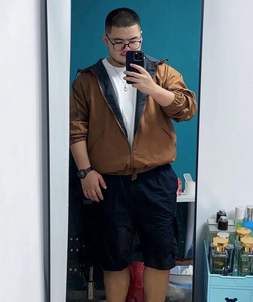 tyrdobe's tweet image. コートが似合うか分からなくて、鏡の前でパシャッと撮っちゃいました（笑）☺️