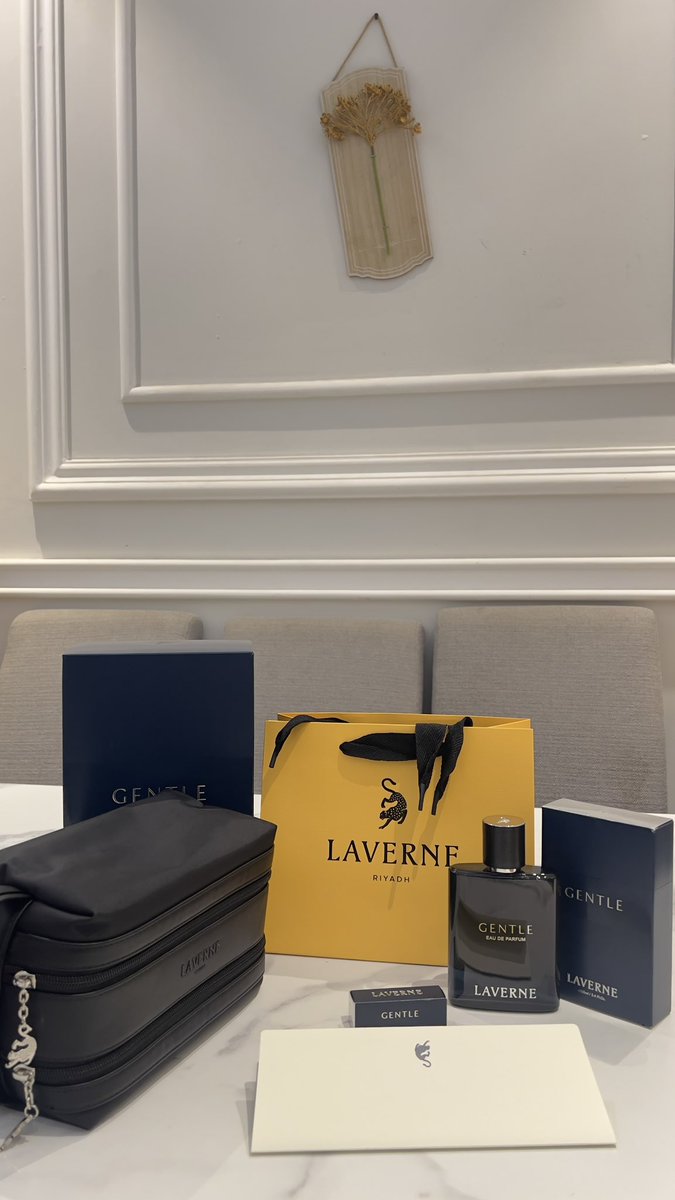 عطر جنتل مع شنطة من لافيرن .🖤👌🏻
#لافيرن #laverne <a href="/laverne/">لافيـرن - LAVERNE</a> #جنتل