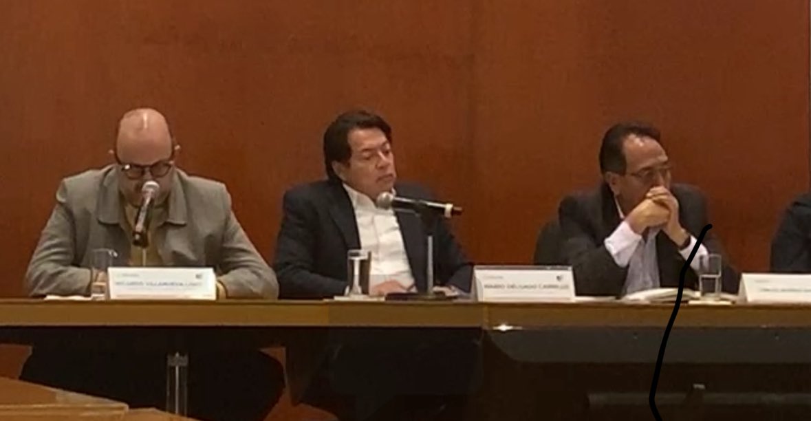 Diálogo de más de 4 horas entre <a href="/mario_delgado/">Mario Delgado</a> y estudiantes de la UPN  que llevan más de 50 días de paro. 

Los alumnos permitirían que las autoridades hagan evaluaciones sobre la gestión de la rectora, lo que podría derivar en su destitución. Aseguran que “no ceden”.