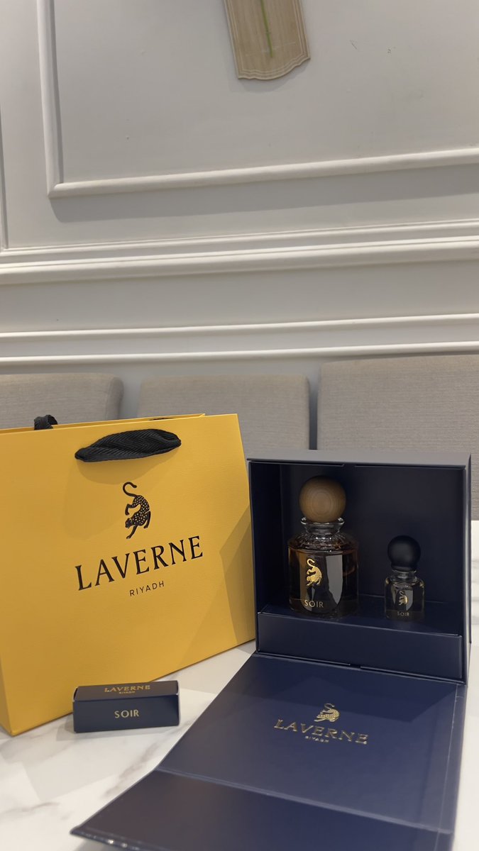 عطر سوار من لافيرن .🧡👌🏻
#لافيرن #laverne <a href="/laverne/">لافيـرن - LAVERNE</a> #لافيرن #سوار