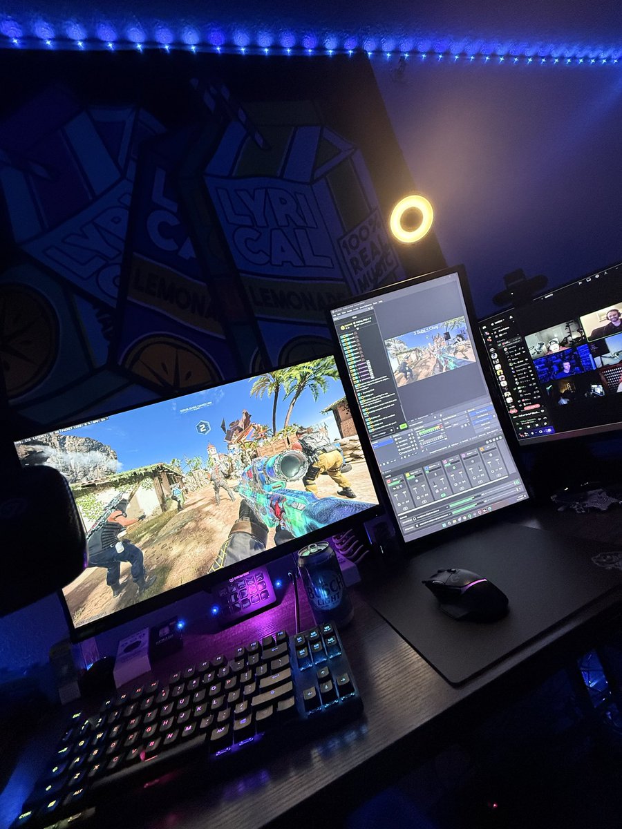 ItsVarics's tweet image. BIRTHDAY DRUNK STREAM PULL UP KICK.com/varics