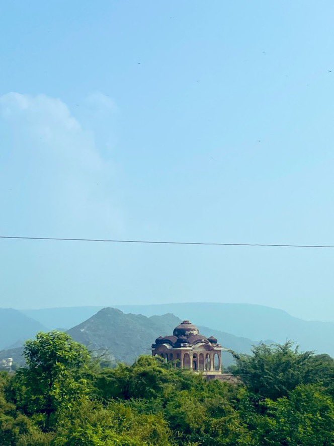 teaonthespot2's tweet photo. Save Aravalli 

#SaveAravalli https://t.co/zRPRH5dbXr