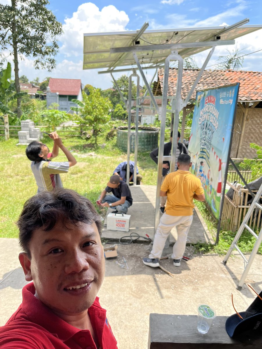 HALO, SUN &amp; SOLAR CELL PV - what a perfect phenomenon &amp; combination today

Cincin Pelangi, Matahari &amp; Sel Surya ~ Anugerah terindah dari-Mu yaaa Alloh di hari Jumah Berkah 🙏❤️

Here comes the SUN