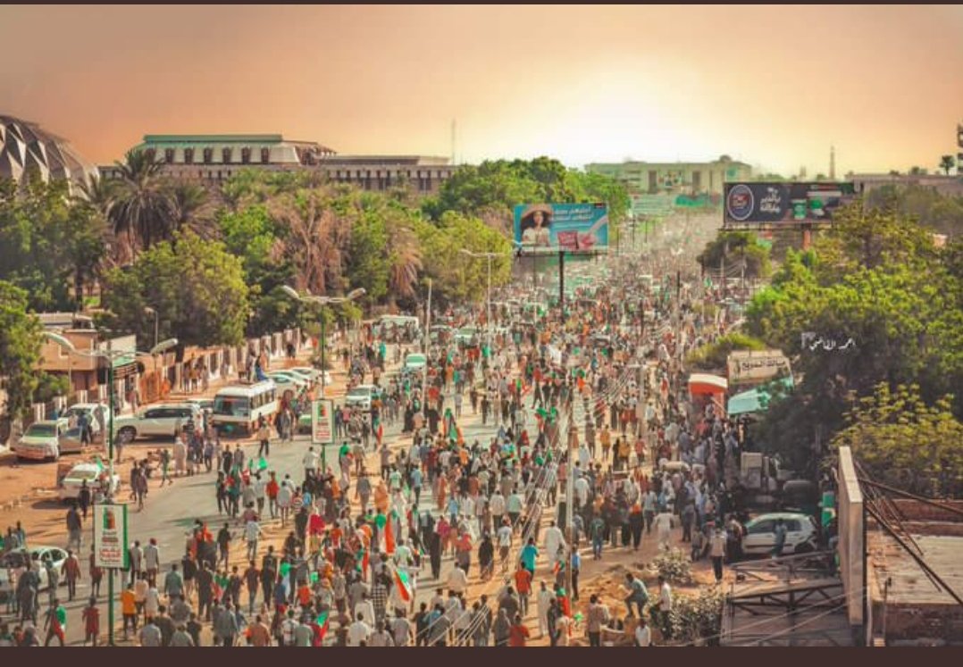 وإن سألوووك عنَّا فقل لهم : ديسمبريوووون
#ديسمبر_العظيم #ديسمبر_باقية_وستنتصر