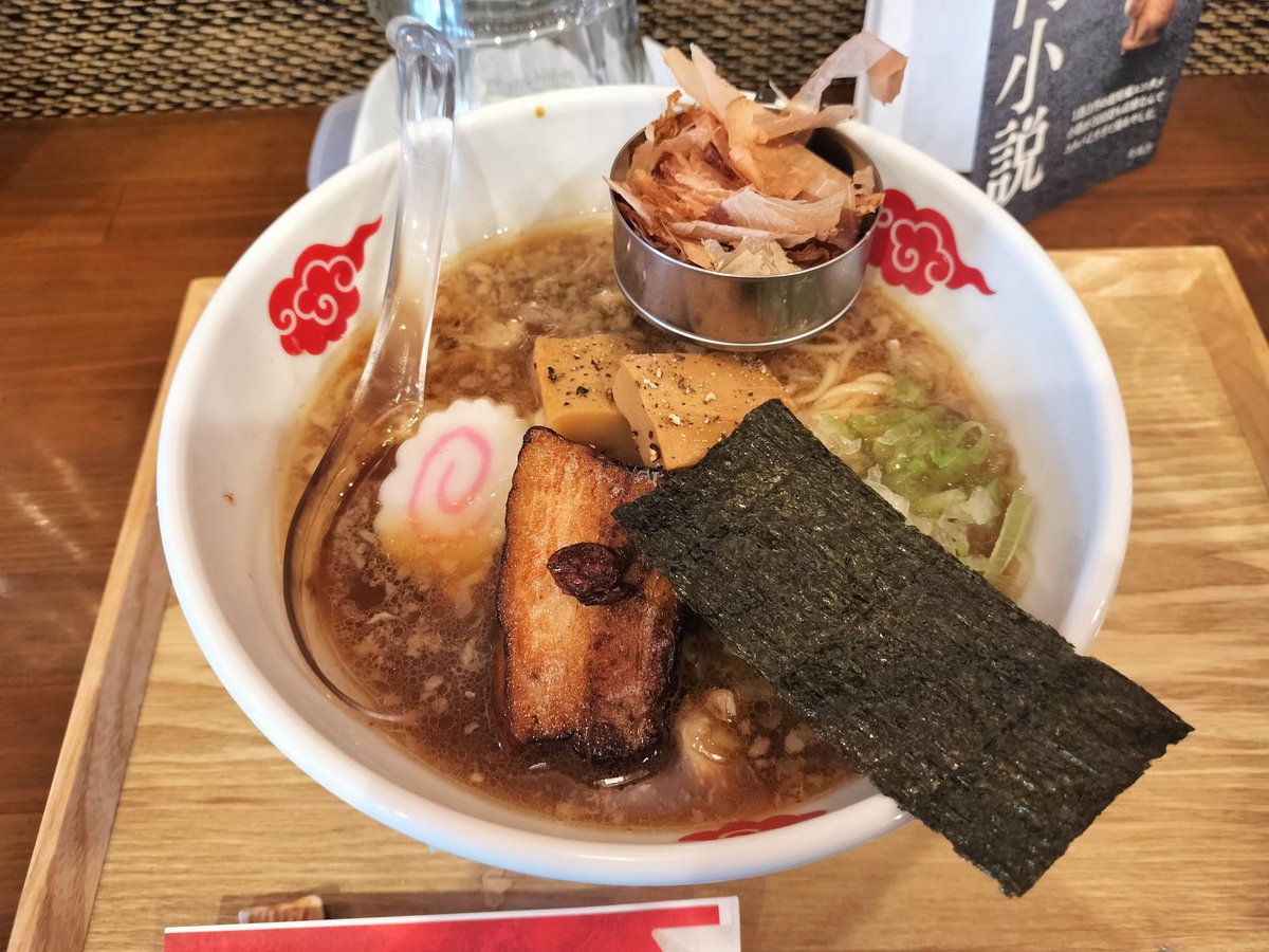 今日のラーメンはこんなの