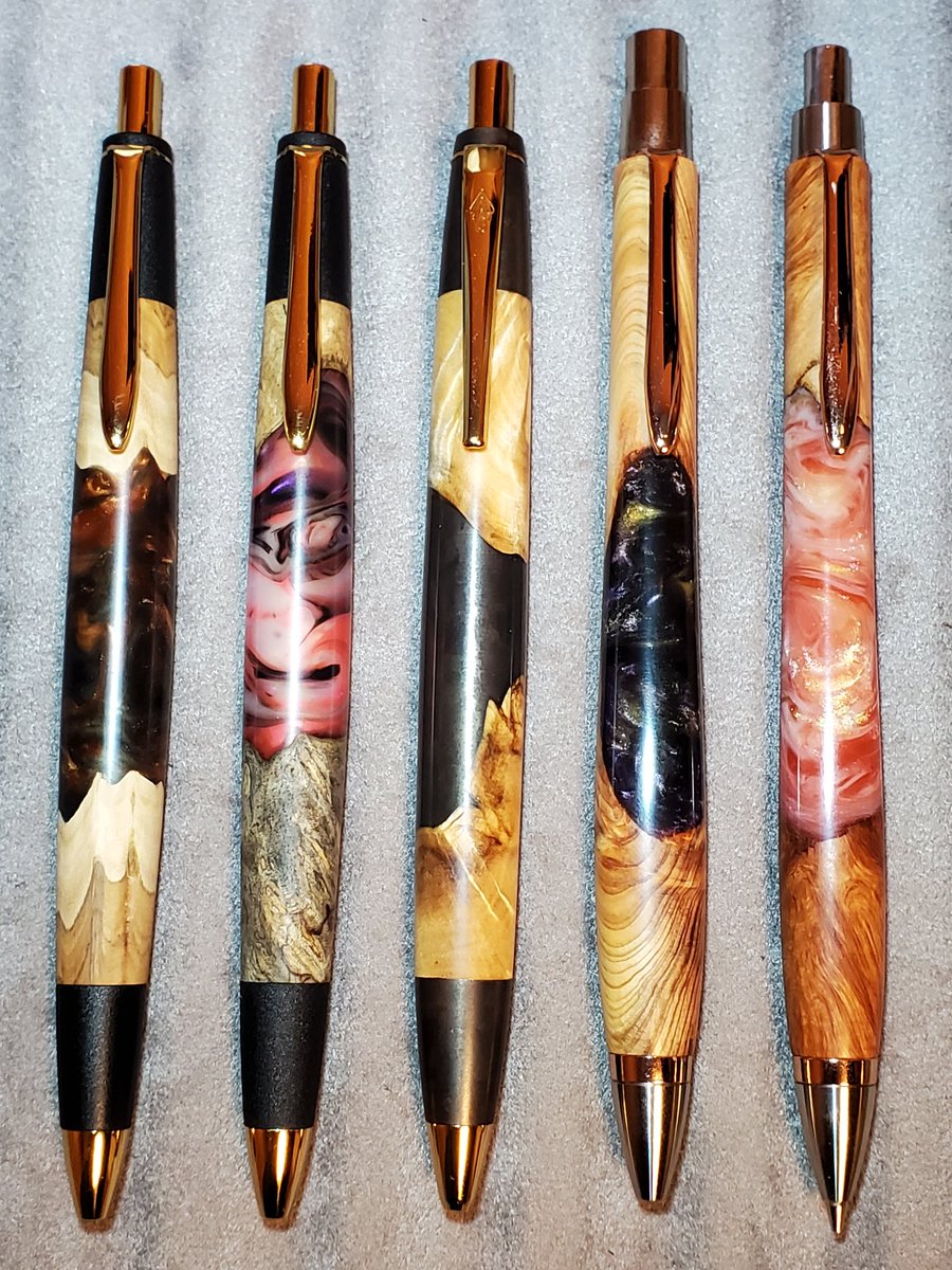 手持ちのレジンウッドを並べてみました。 レジンウッドにすることで