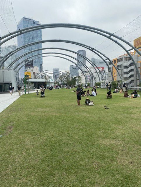 Wadai__2's tweet image. これの真下がこれなのマジで社会の授業。