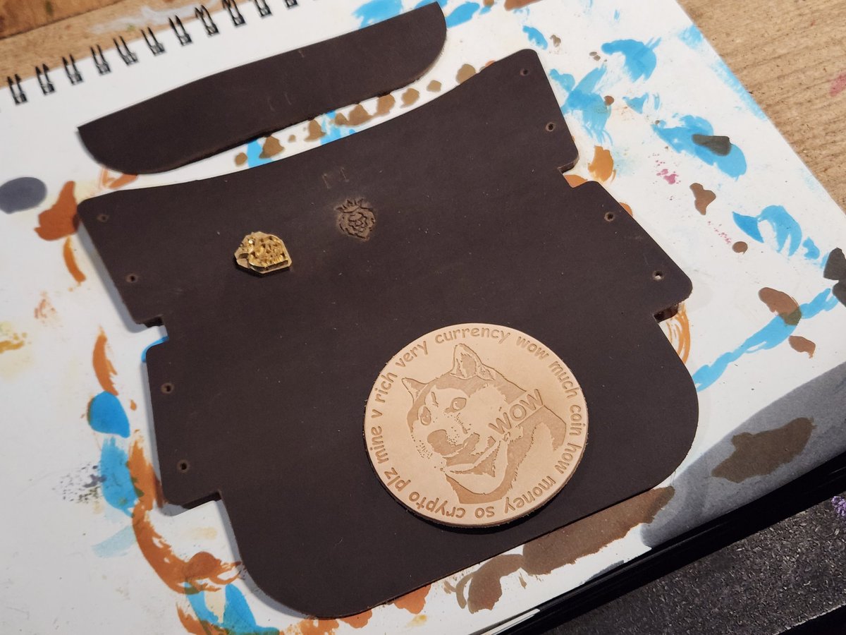 akaCurt's tweet image. Anyone wear glasses?