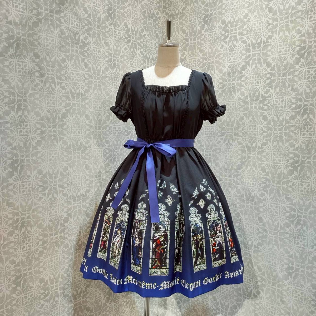 💙Moi-meme-Moitie💙 本日18:00〜販売開始 ・ステンドグラスワンピース