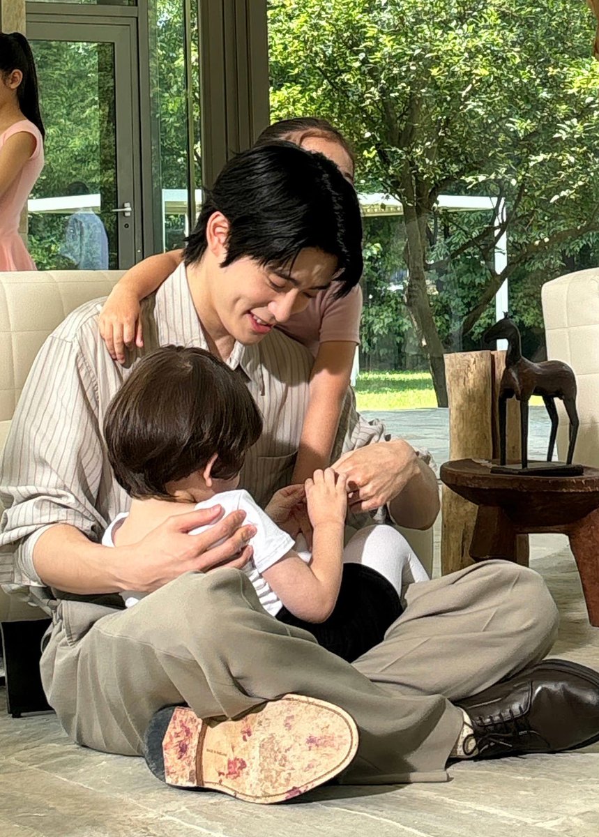 อยู่กับพ่อพ่อ                          อยู่กับมะมี๊