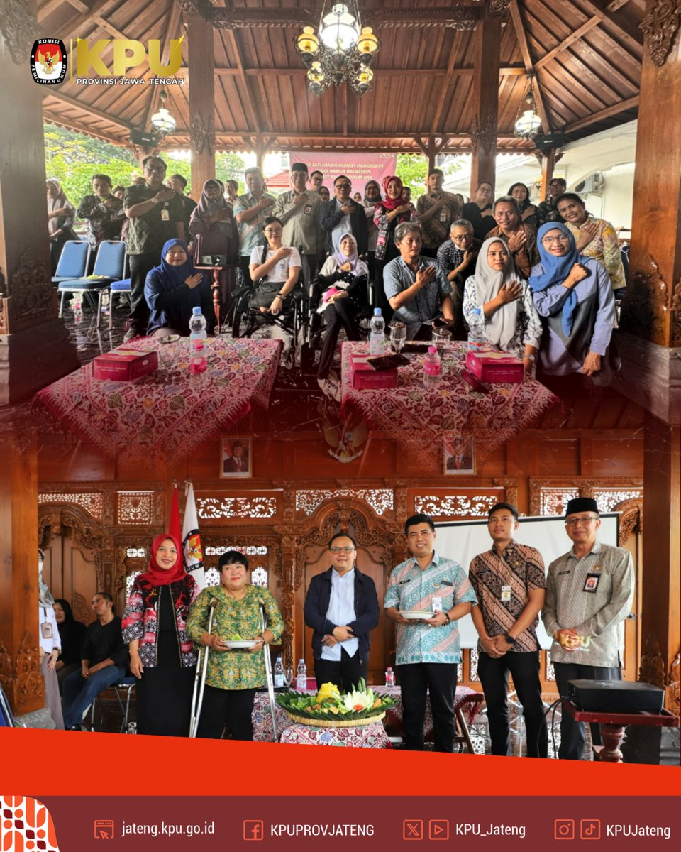 Semarang, 18 Desember 2025 KPU Provinsi Jawa Tengah melaksanakan kegiatan Pendidikan Pemilih bagi Pemilih Disabilitas yang juga dikemas dengan peresmian Joglo Suara Jana KPU Jateng yang ramah bagi penyandang disabilitas.