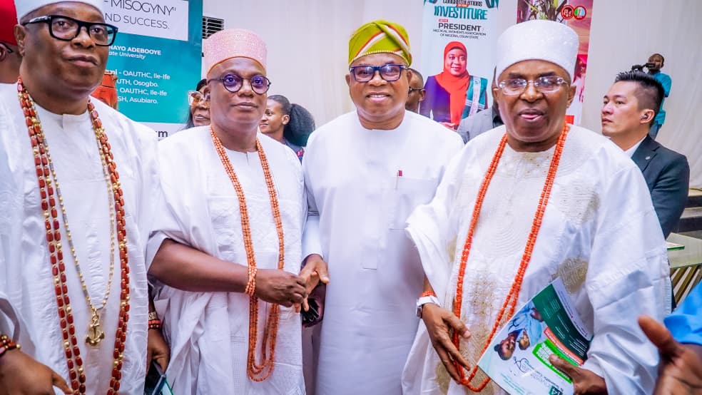 Bola Oyebamiji tweet media