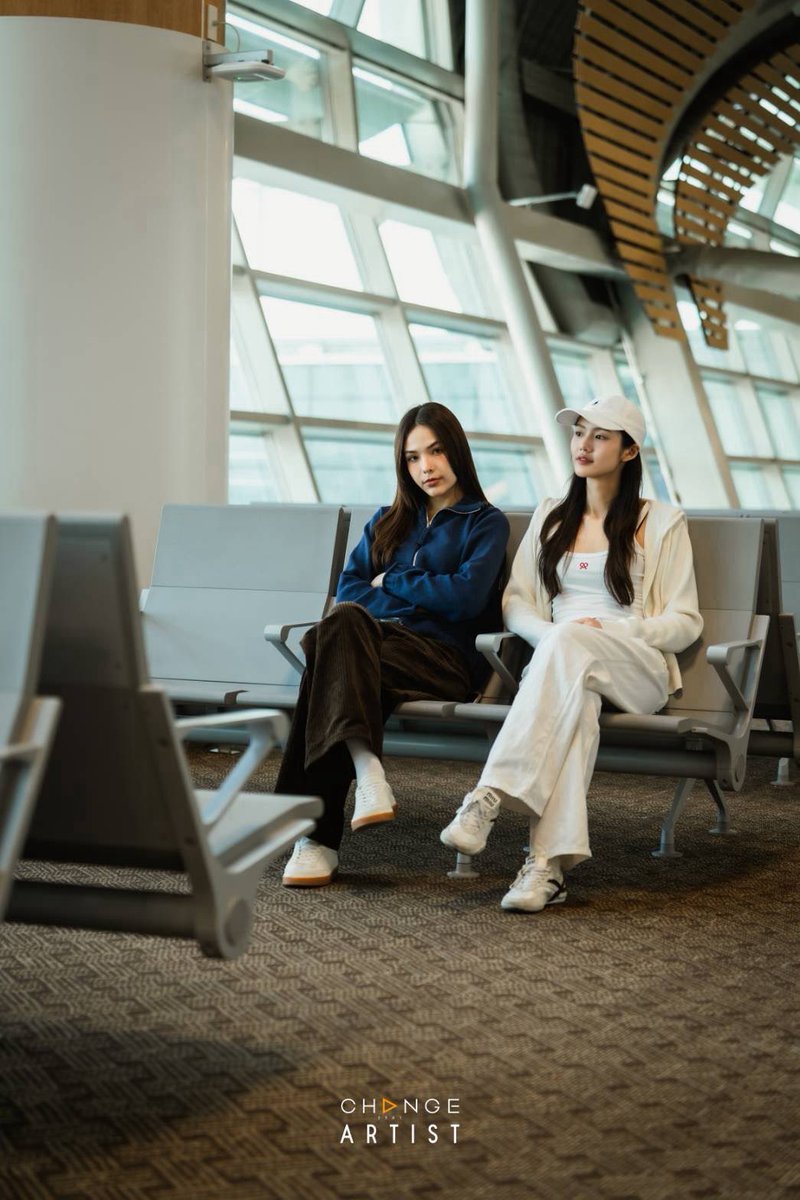 CHANGEARTIST_'s tweet image. Fuzhou with you ✈️

@Lookmheewang @sonyasarann 

#LMSY 
#ChangeArtist