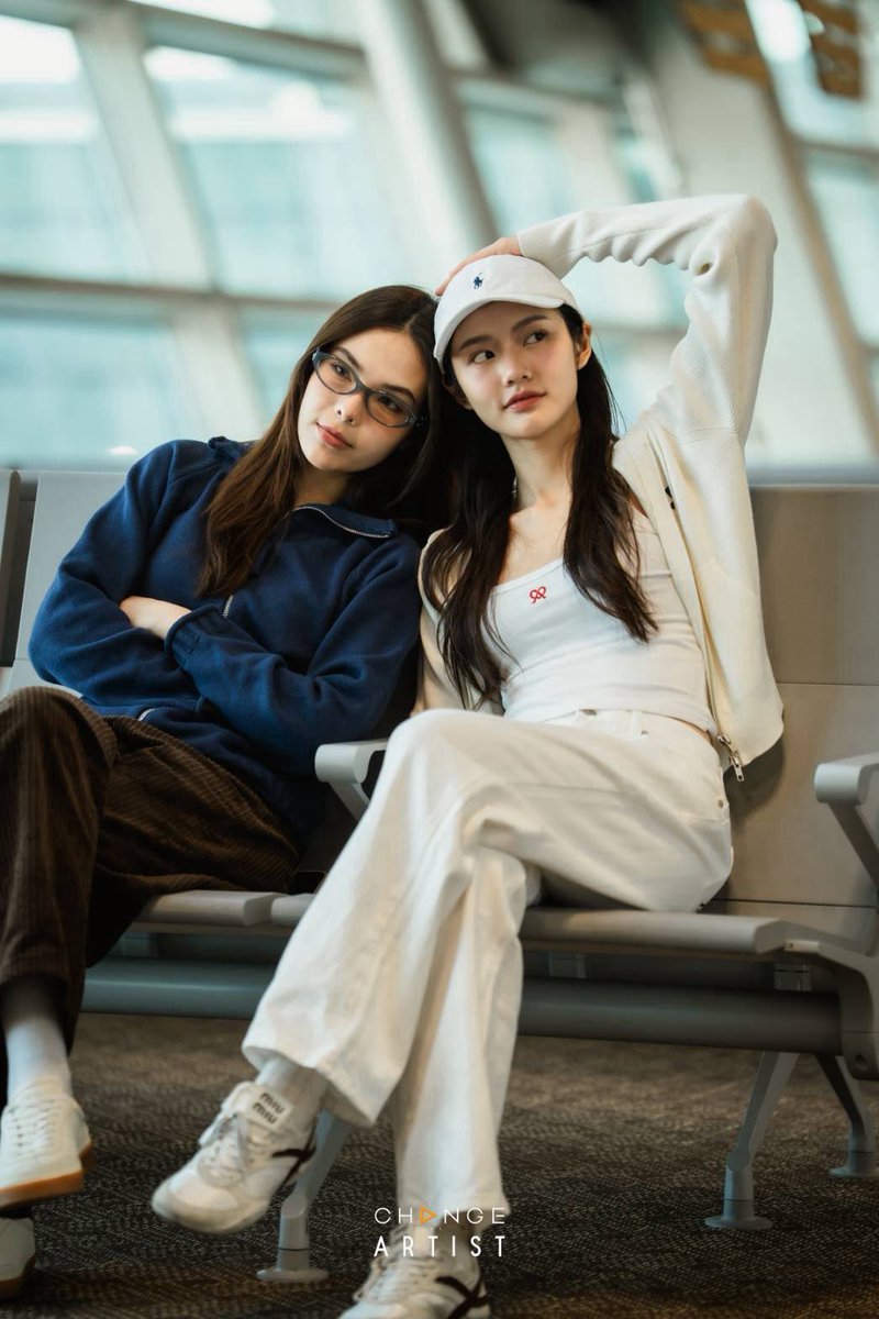 CHANGEARTIST_'s tweet image. Fuzhou with you ✈️

@Lookmheewang @sonyasarann 

#LMSY 
#ChangeArtist