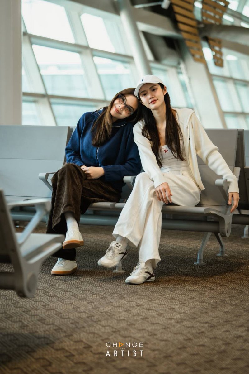 CHANGEARTIST_'s tweet image. Fuzhou with you ✈️

@Lookmheewang @sonyasarann 

#LMSY 
#ChangeArtist