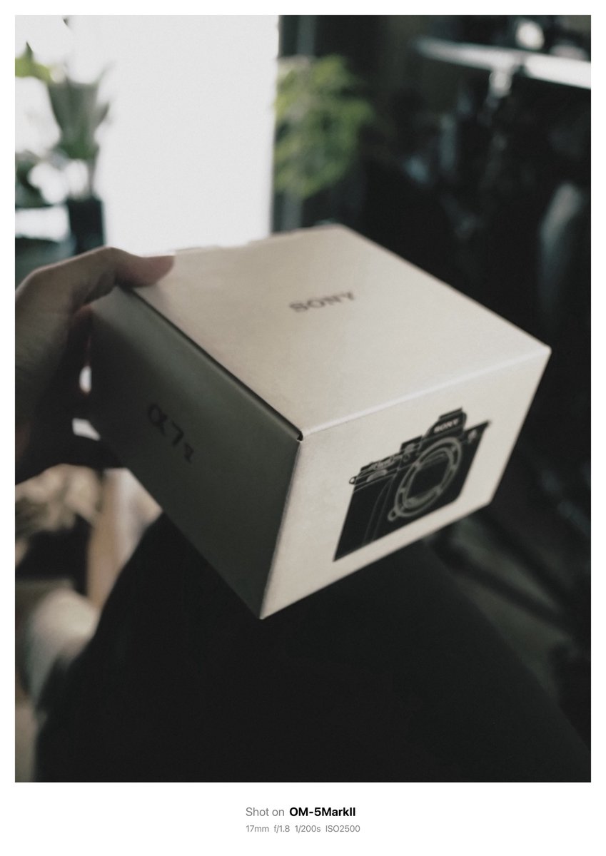 届いた！！！！ #α7V