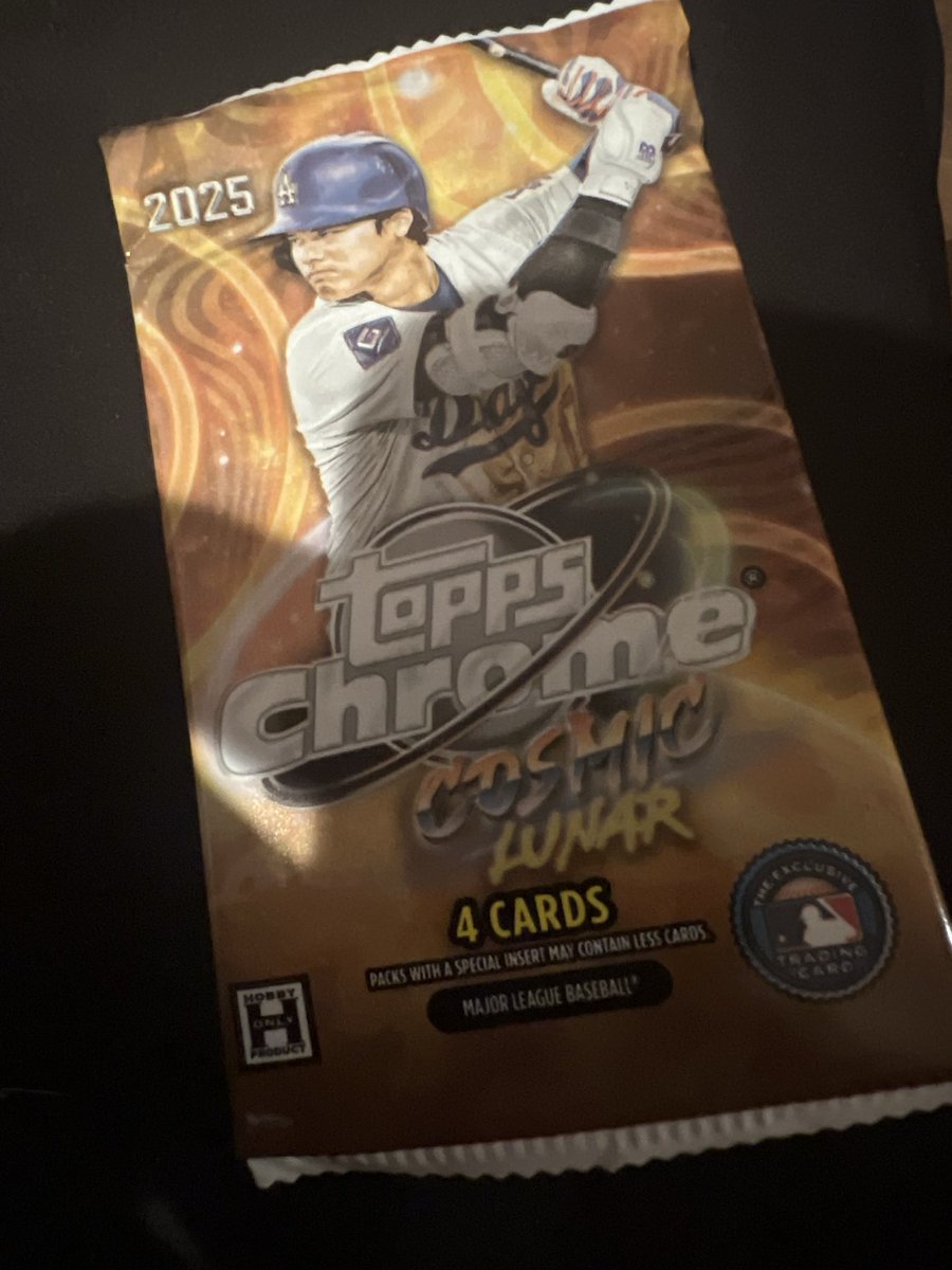 Holy cow my buddy is opening Cosmic Chrome and got a Lunar Box!  He is on 14 packs and has 18 cards that are /10! <a href="/CardPurchaser/">Card Purchaser</a>