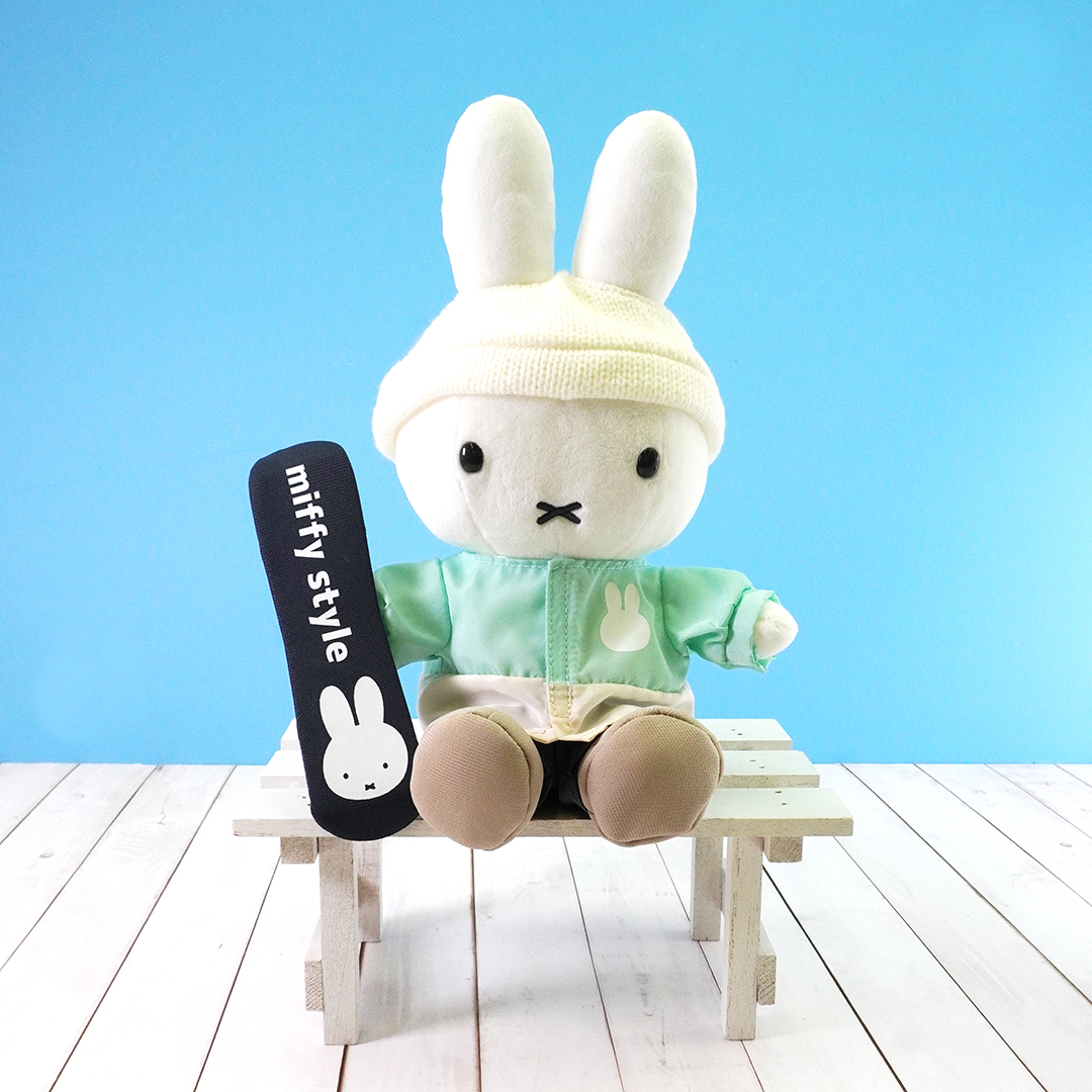 ○1月1日（木・祝）miffy style限定発売！スノーボードミッフィー