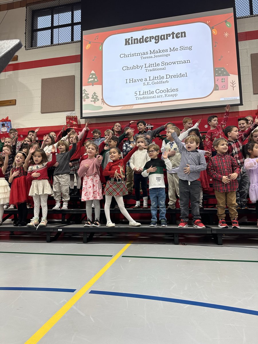 Such a great day in kindergarten today…the Holiday Sing and our Book Exchange! Everyone was smiling ear to ear all day long! ❤️🎄🎤🎵📖❤️ #CAShineLikeaDiamond #CABetheDifference #CAMagicintheJourney #CAEngaged #CALovetoLearn  #engageD64
