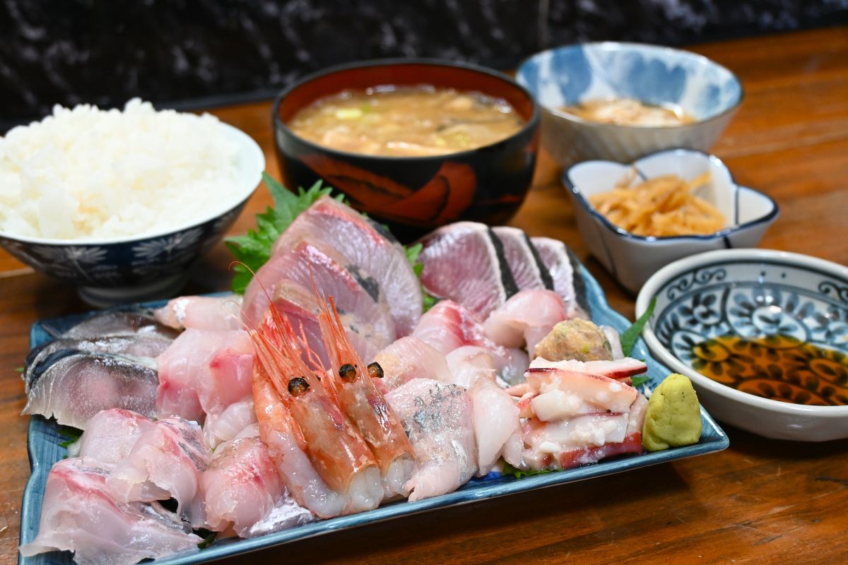 【47都道府県別 生活意識調査2025】
🎉🎉3年連続1位🎉🎉
「食べ物の美味しさ自慢」「お酒の美味しさ自慢」
新潟県がともに全国1位を獲得しました！
やっぱり新潟は“おいしい県”です😋

👉ソニー生命保険さん調べ
sonylife.co.jp/company/news/2…

#新潟 #新潟グルメ