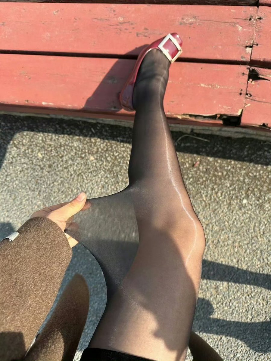 Kelly Watson tweet media