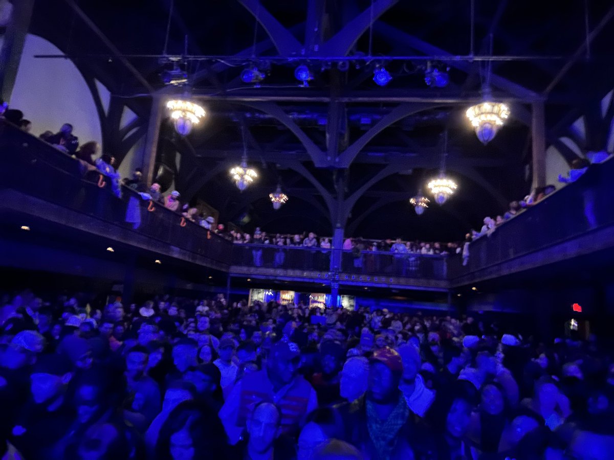 MichaelSammon's tweet image. 20 years later, @danitykane sold out show in philly. like i’ve always said, nothing compares to the energy &amp;amp; love in the room at a dk show. 🧡🧡🧡 @AubreyODay @AundreaFimbres1 @YaGirlDWoods