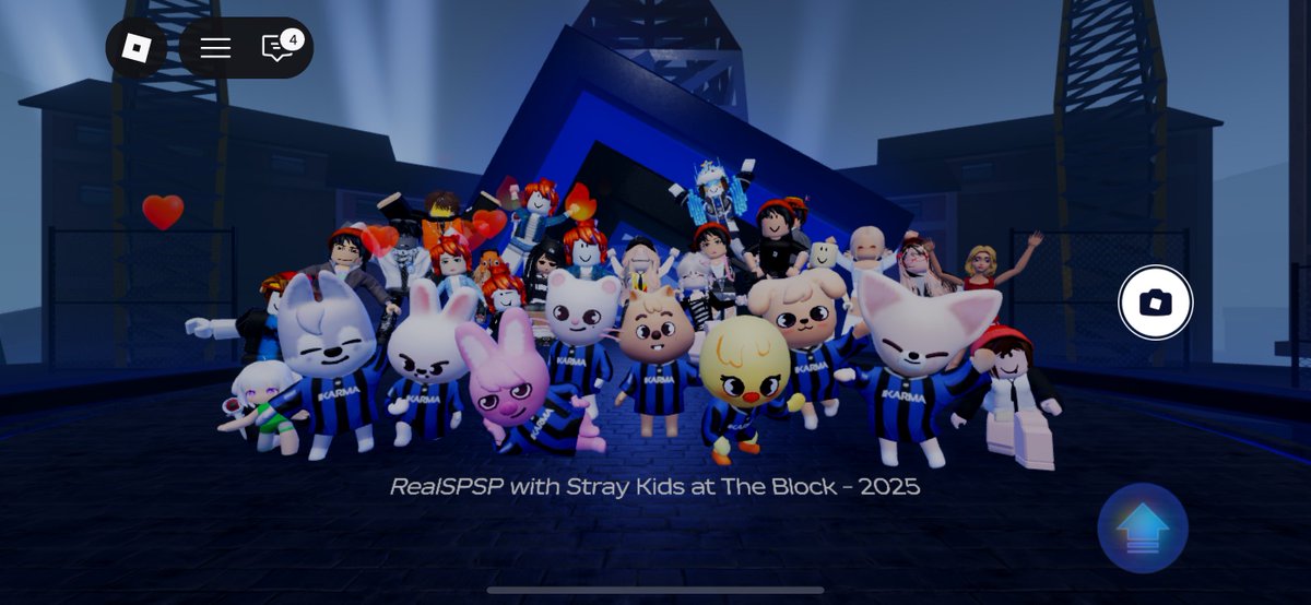 ไปดูคอน SKZOO ที่แรกของโลกมาที่ #roblox เริ่ดเลยล่ะ มีเกสท์เป็น Stray Kids ด้วย ชอบมาก 555555555555 #StrayKids