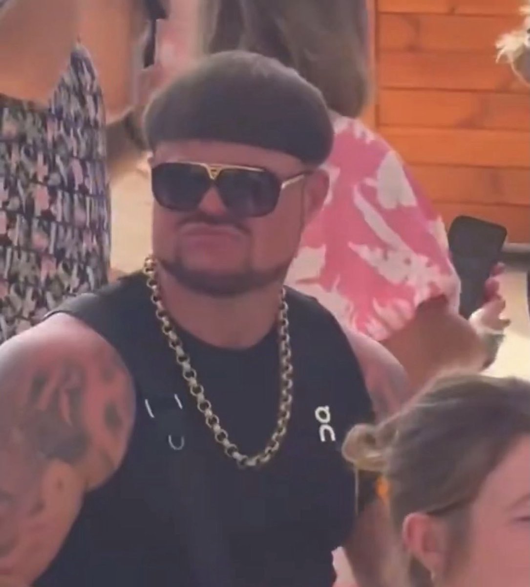 Dark Heart tweet media