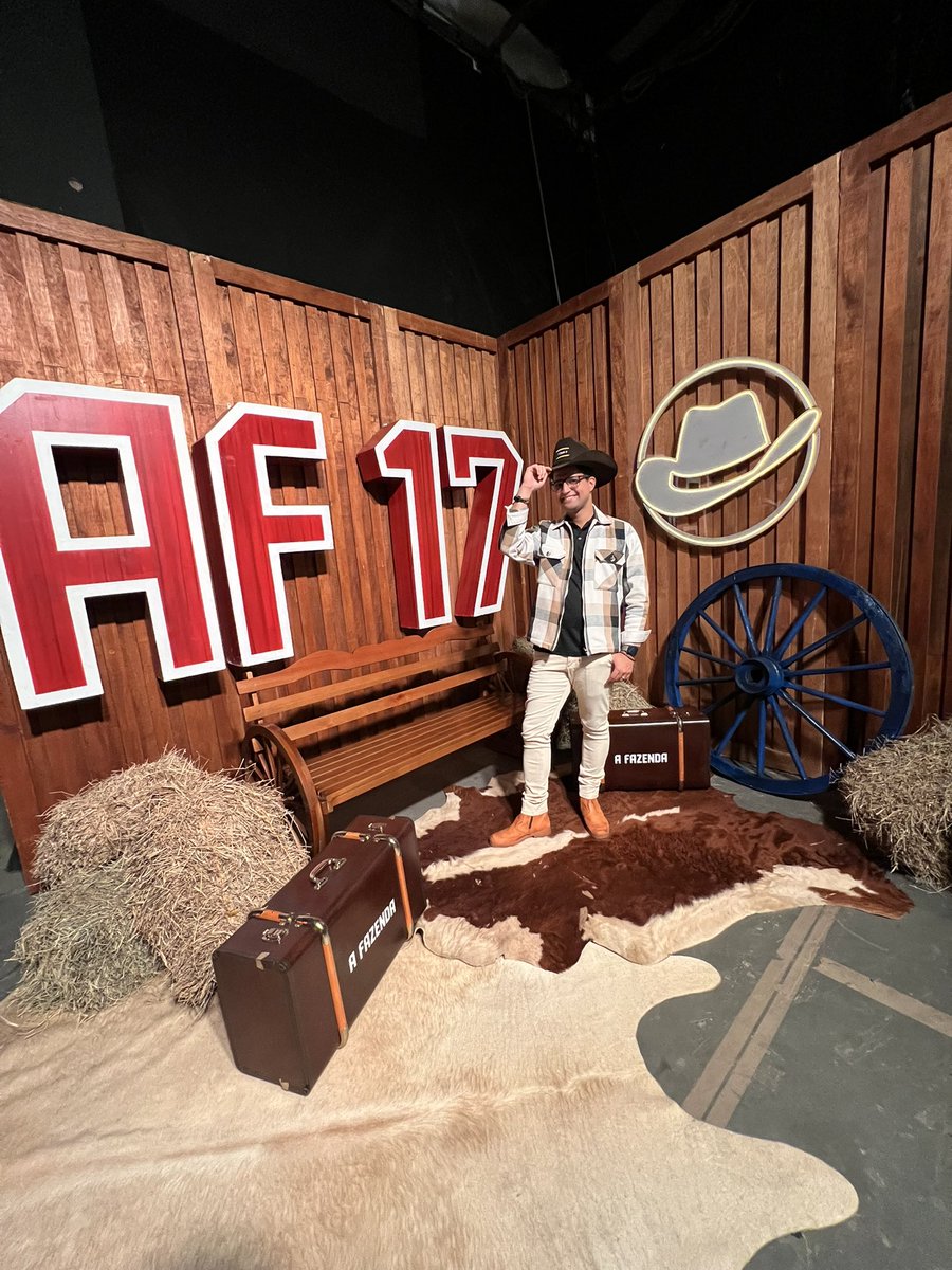 rodrigoaston's tweet photo. @CFascynios presente nos melhores momentos… A Grande Final de A Fazenda #17 #DuduCamargo #DuduCampeão #AFazenda #AFazenda17 #record #dudu #tv https://t.co/6g3qAX7l4R