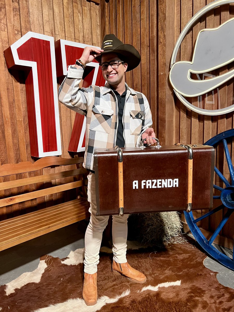 rodrigoaston's tweet photo. @CFascynios presente nos melhores momentos… A Grande Final de A Fazenda #17 #DuduCamargo #DuduCampeão #AFazenda #AFazenda17 #record #dudu #tv https://t.co/6g3qAX7l4R