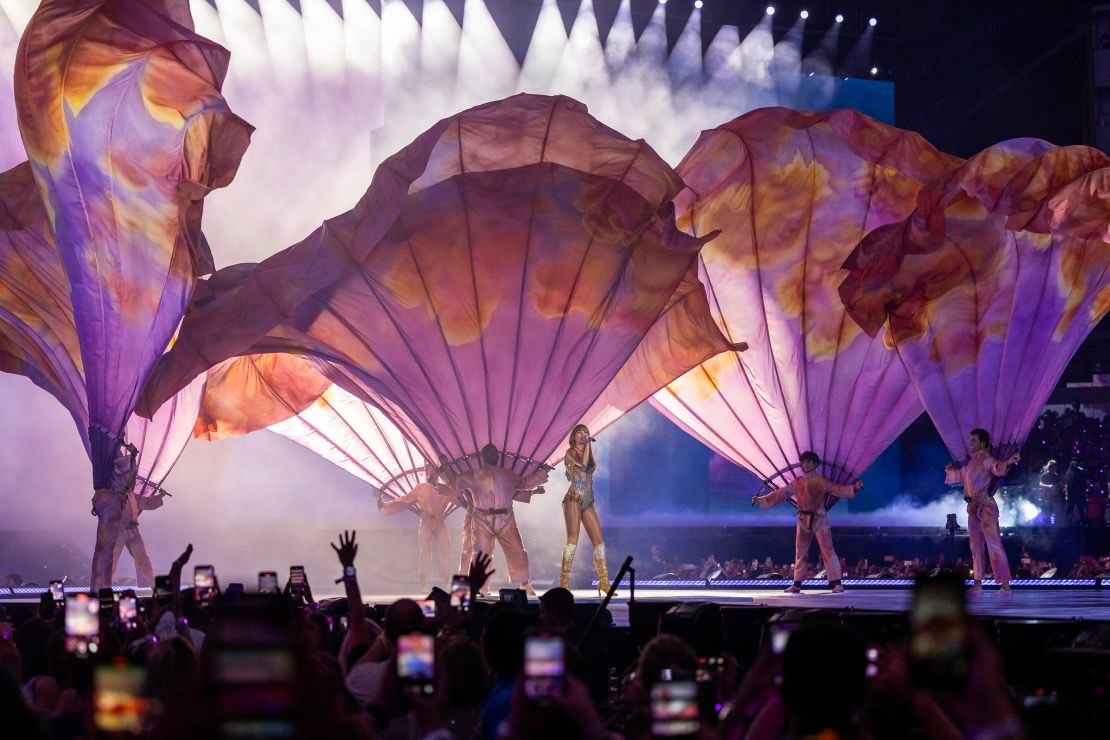 Austin Oswald 🤍 tweet media