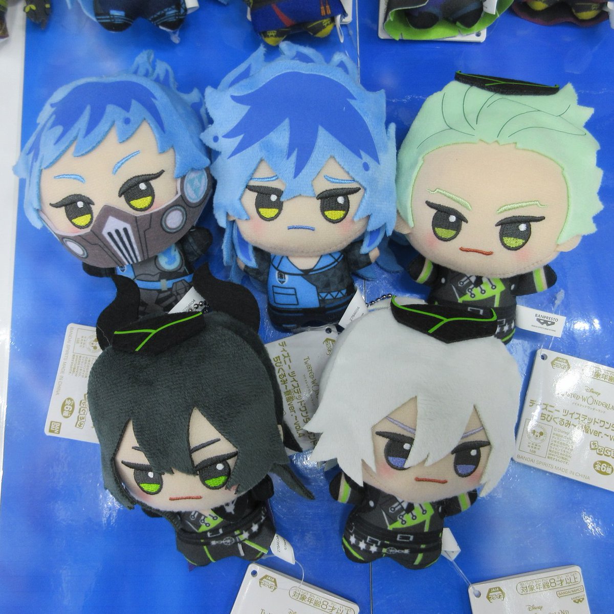 景品情報】 「ディズニーツイステッドワンダーランド ちびぐるみ～寮服