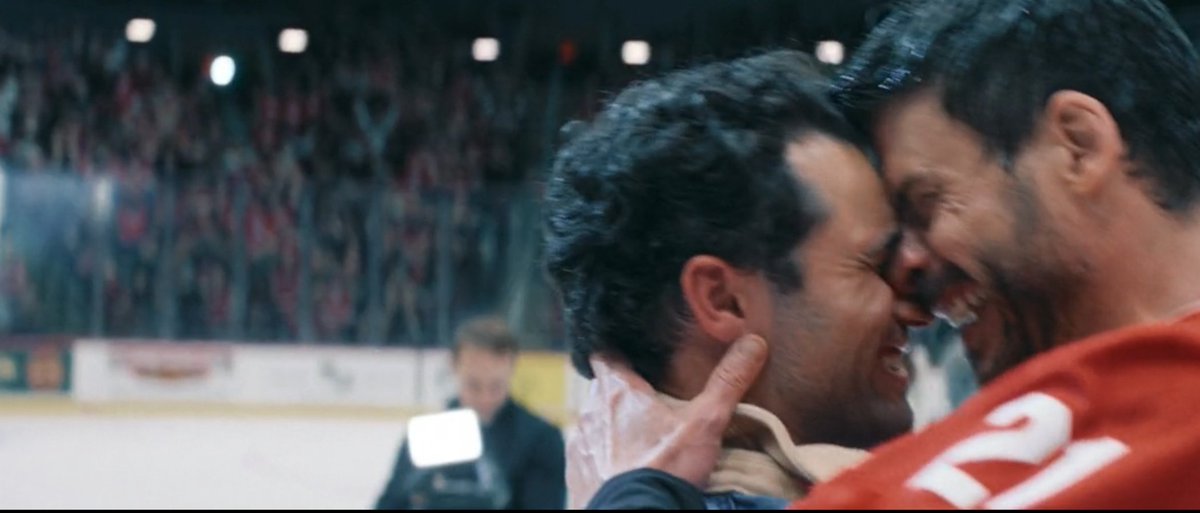 WHERE'S THE TROPHY HE JUST COMES RUNNING OVER TO ME SKIP VERSION 
#heatedrivalry