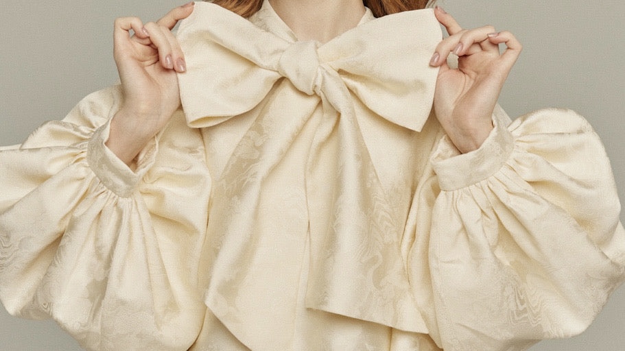 12月22日(月)再販開始 《スーベニアショップに寄ろう》Ivory,Red