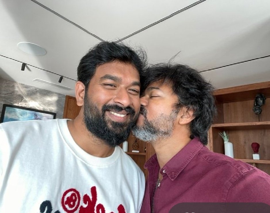 SriSrivast42125's tweet image. @Lyricist_Vivek  we will be with you  bro❤️‍🔥