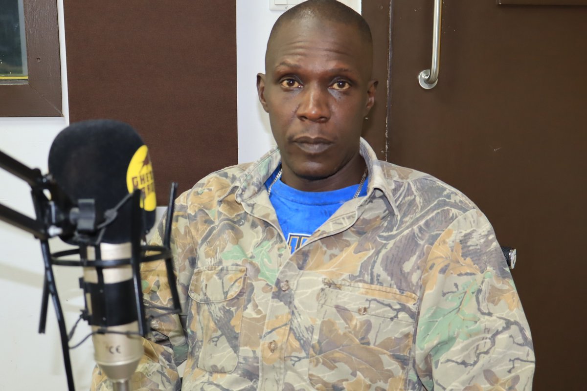 Hapa Ghetto Radio ni kuserereka na mafans hii krisii🎄🎄

Fan wetu mnoma 'Karis Tassia' ashafika stenje; Kariz  ni former drug addict na saa hii ni change maker.

 Tubanje ☎️ 0711 443886.
#Brekko