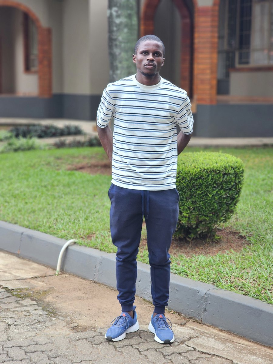 A broke fellow from Ludzeludze.