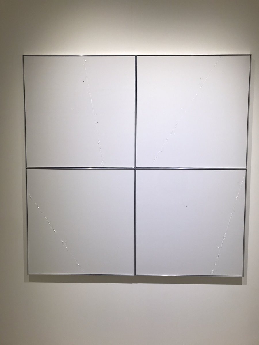 横溝美由紀 landscapeースクイムスビキク 千總ギャラリー。ギャラリー1では紐づくきものという裂の展示やっていた。ギャラリー2では現代アート。年間テーマがあって、今年度は世界との接続点とのこと。ギャラリーからはみ出て売り場にまで作品がひろがっていたが違和感がなかった。2026年2月3日まで。