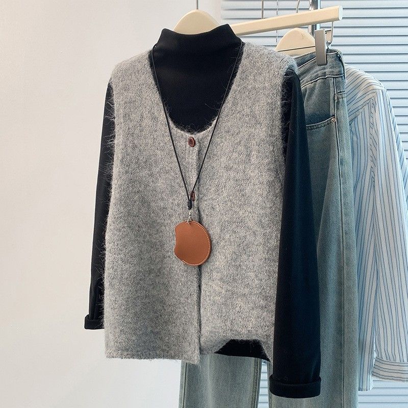 grcloset_store's tweet photo. #grcloset_store #grcloset ベスト |今季トレンド 無地 ノースリーブ ラウンドネック ボタン トップス
▲No.139590
▲4color 1size

詳細はこちら>>>https://t.co/MksC7IK99t  
-------------------------

自分らしくファションを楽しむ女性のワードローブ⇒GRCLOSET https://t.co/Au2TzZEV7c