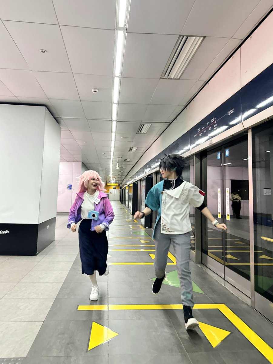 ronuraven's tweet image. ジャカルタで丹なの🌸🍁

March 7th @taorrae
Dan Heng @ronuraven
📸 @wandersmouche 

#danmarch #HonkaiStarRail