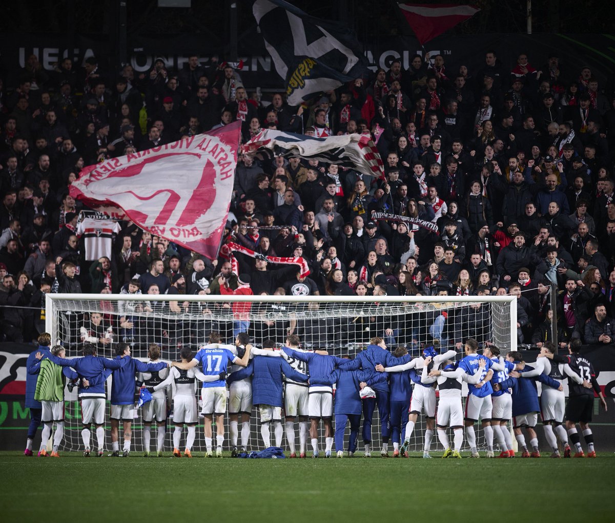 Volvimos a vivir una noche histórica para cerrar un año inolvidable en Vallekas. 

¡El sueño continua y con esta familia TODO es posible! 

⚡️⚔️🏴‍☠️