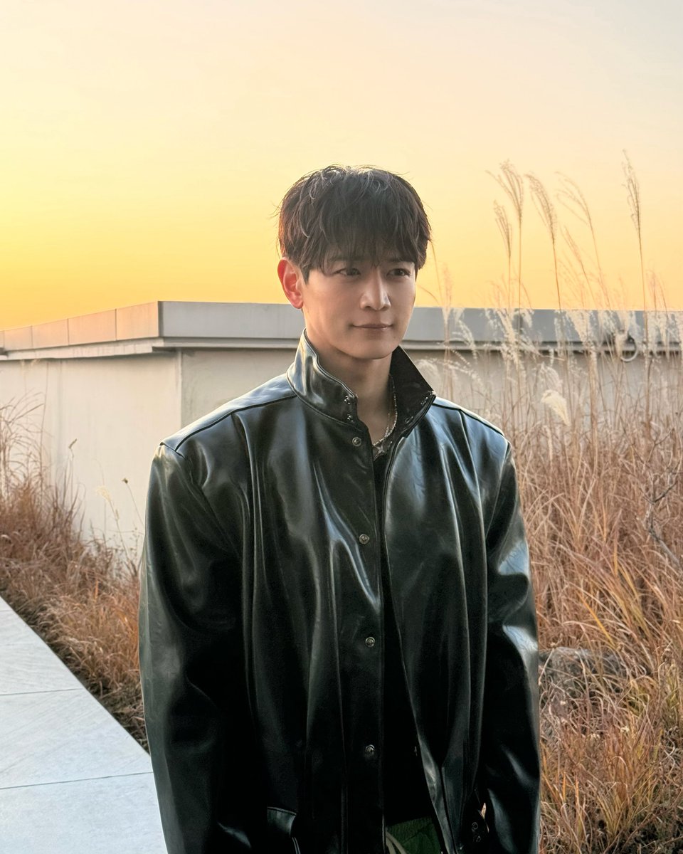 SHINee tweet media