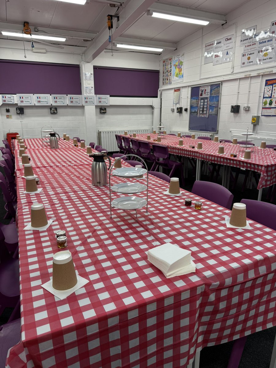 SmallHeathLA's tweet image. Our French breakfast.A lovely way to end the term.
#languages #food #festive