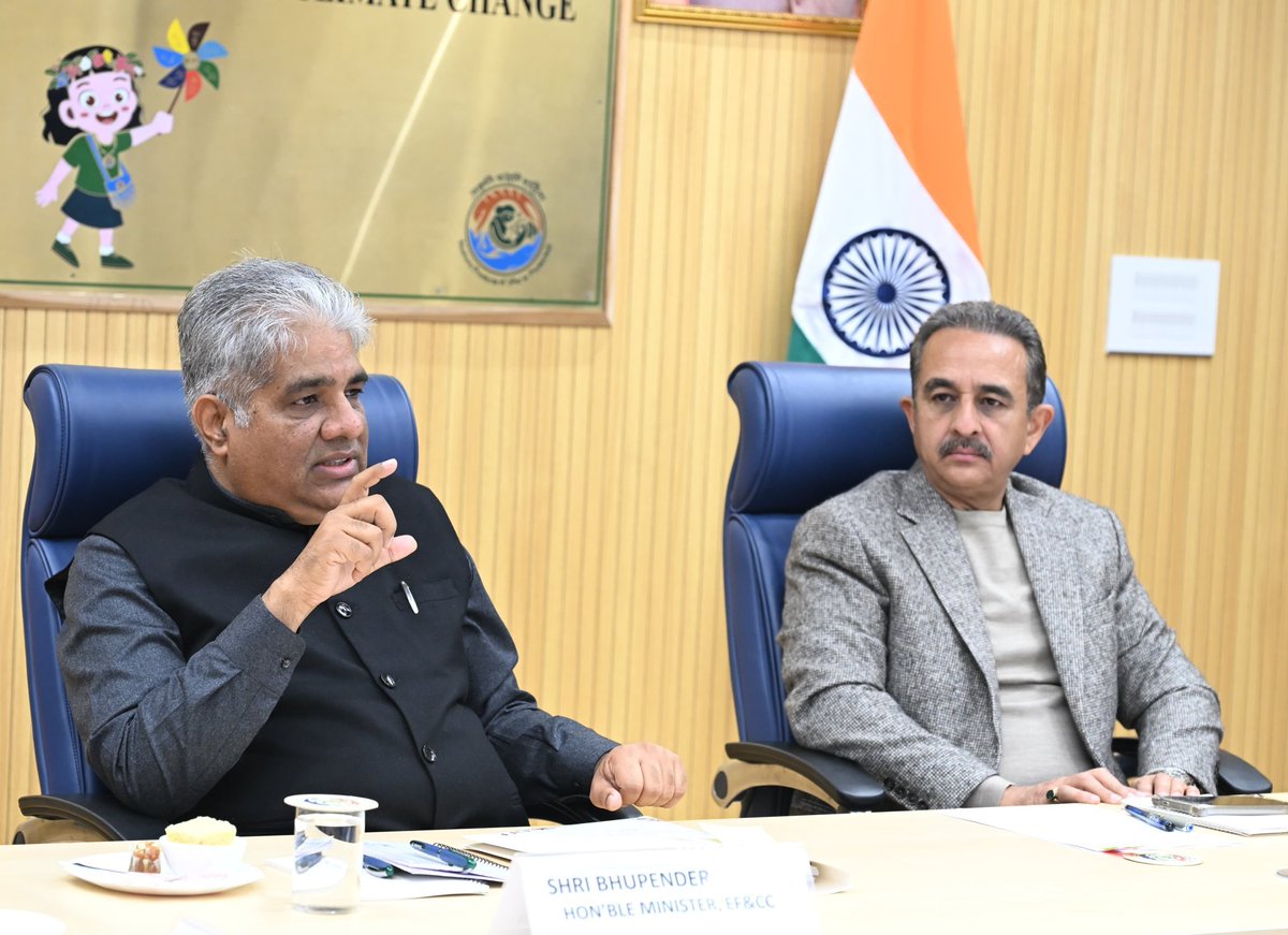 Meeting after meeting but no respite from the air pollution in Delhi! 

Union Environment Minister Bhupender Yadav chairs four review meeting today, as the National capital continues to reel under the sever category for the few days.
<a href="/moefcc/">MoEF&CC</a> 
<a href="/EnvironmentPib/">PIB | MoEFCC</a> 
#AirPollution