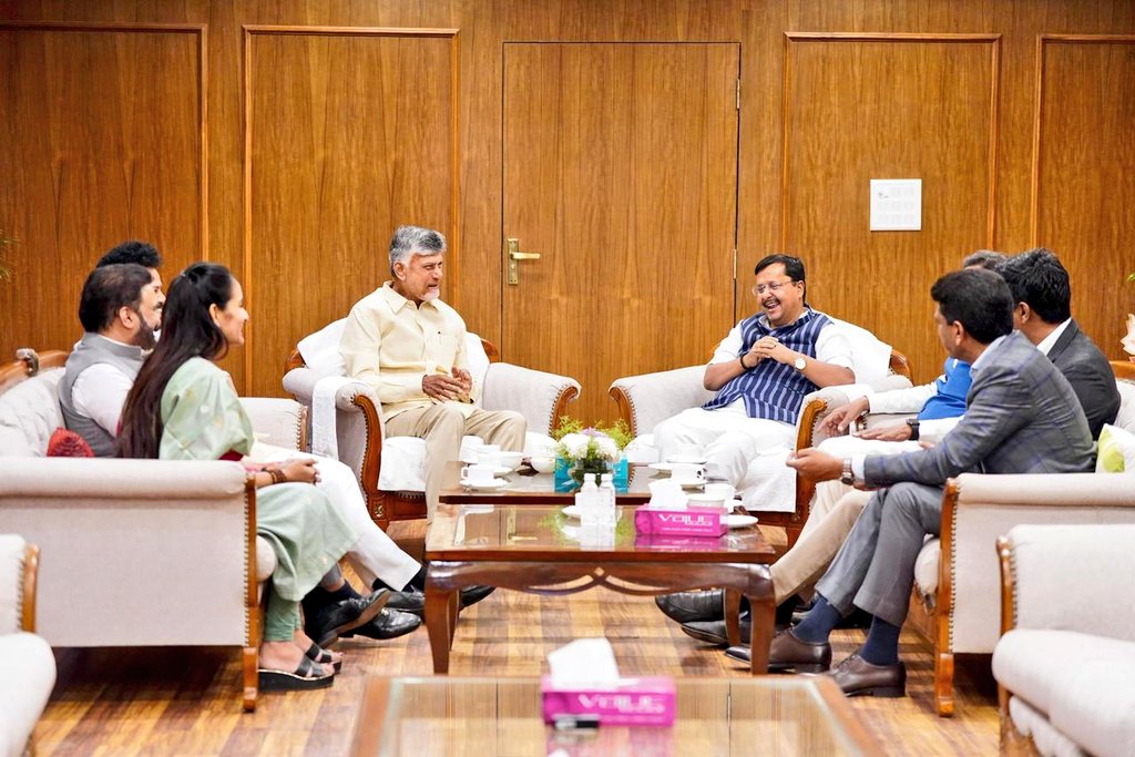 Met the Hon’ble Chief Minister of Andhra Pradesh, Shri N Chandrababu Naidu Garu, and received his warm greetings and good wishes.

<a href="/ncbn/">N Chandrababu Naidu</a>