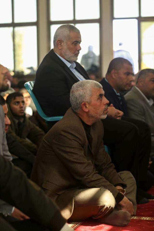 "رجلان تحابا فى الله اجتمعا عليه وتفرقا عليه"