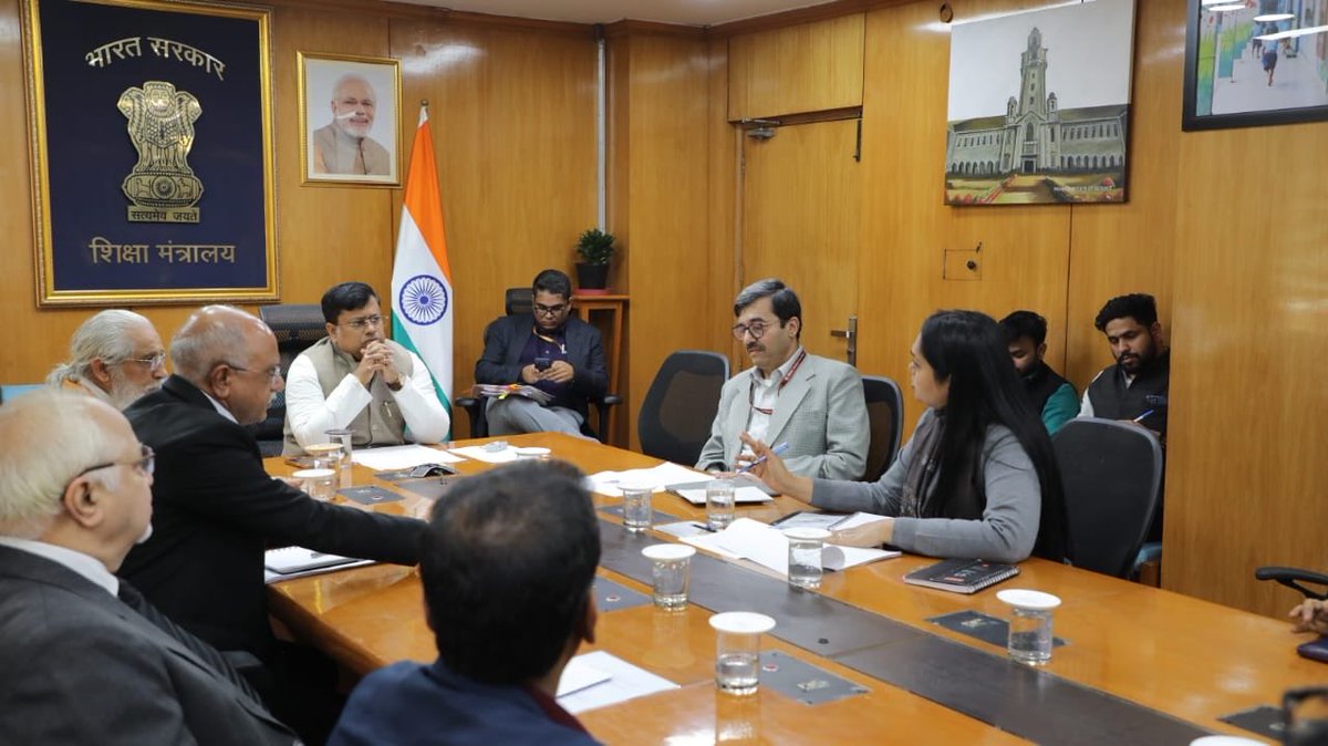 DrSukantaBJP's tweet photo. Met officials from the Ministry of Education to discuss skill development initiatives being implemented under various schemes at Shastri Bhawan today.

@EduMinOfIndia @dpradhanbjp @jayantrld https://t.co/5WwLyeCTU5