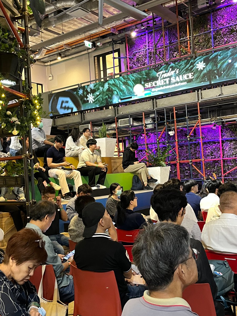 BitkubOfficial's tweet image. With generous support from our main sponsor, @IOST_Official 💚

Here are some hot shots from Bitkub Insight On-Stage #7:  Trader's Secret Sauce – Behind Top-Tier Investors.🔥

#Bitkub #BitkubExchange #BitkubInsightOnStage #BitkubxIOST #IOST